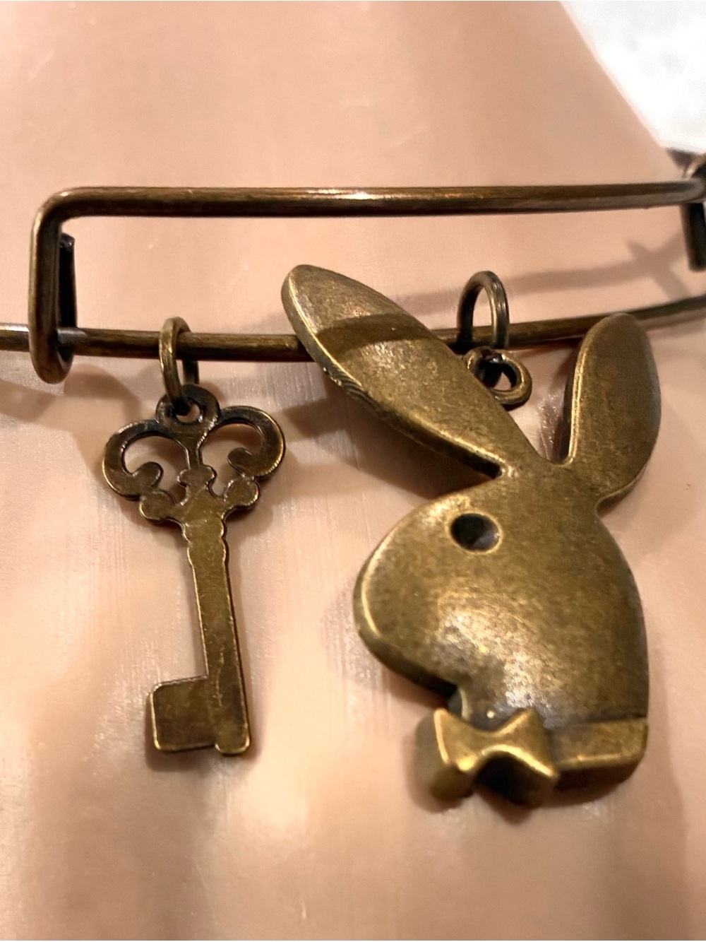 PLAYBOY BUNNY INSPIRED BRACELET bronze